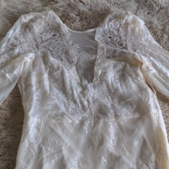 H&M Lace Midi Dress - Picture 2 of 5